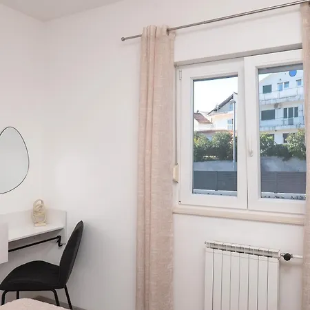 Villa Luni With Private Heated Pool