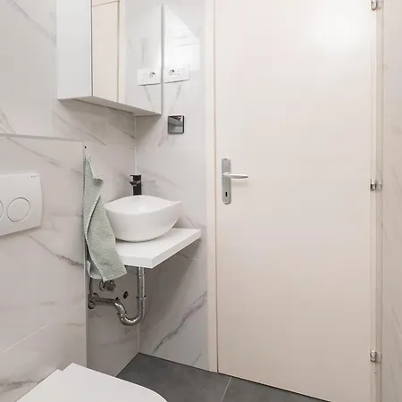 Villa Luni With Private Heated Pool Brodarica (Sibenik-Knin)