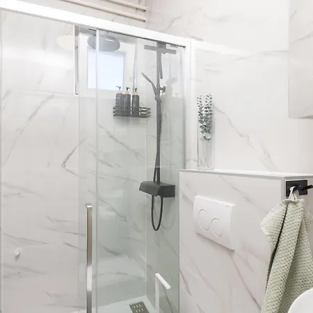 Villa Luni With Private Heated Pool *