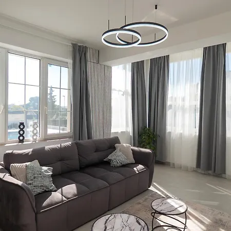 Luni With Private Heated Pool * Brodarica (Sibenik-Knin)