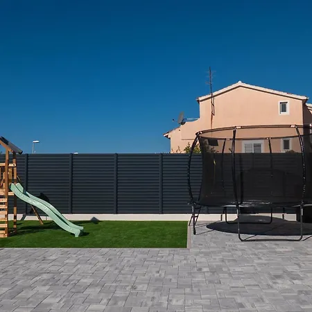 Βίλα Luni With Private Heated Pool *