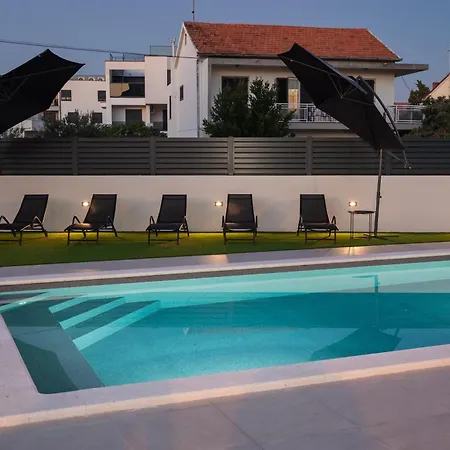 Willa Luni With Private Heated Pool Brodarica (Sibenik-Knin)