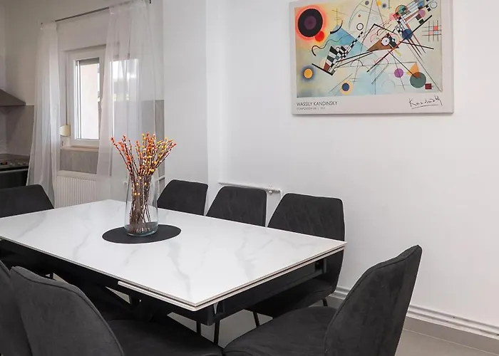 Luni With Private Heated Pool * Brodarica (Sibenik-Knin)